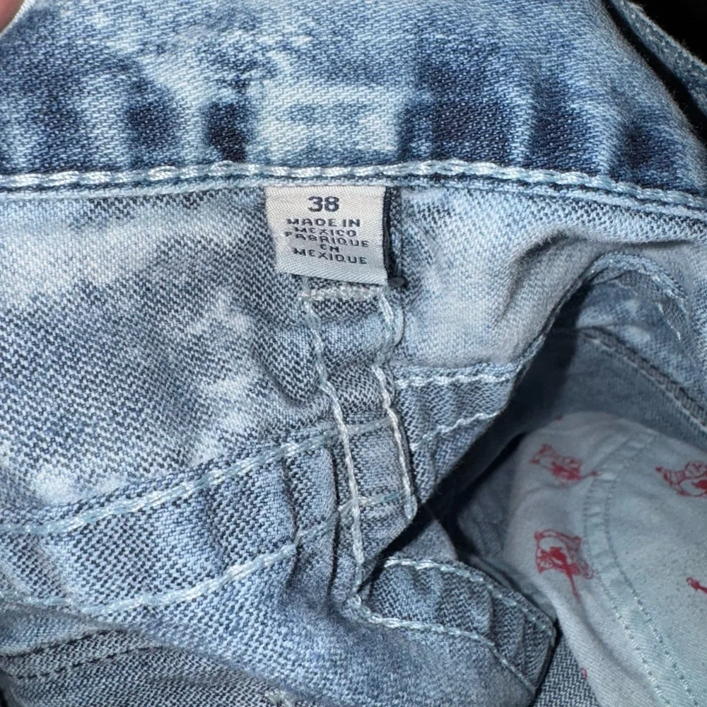 True Religion Straight Acid wash Distressed Blue Jeans Flap Pocket